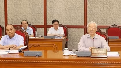 Cả hệ thống chính trị tập trung cao nhất cho chống dịch