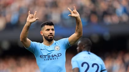 Aguero cán mốc lịch sử trong ngày Man City đại thắng