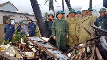 Cơn bão Damrey đi qua để lại tang thương khu Nam Trung bộ