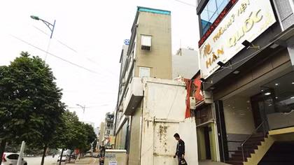 Cần quyết liệt xử lý nhà siêu mỏng, siêu méo