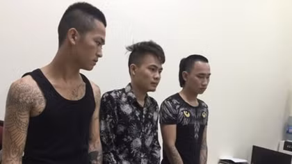 Triệt phá nhóm “tín dụng đen” cho vay lãi 180%/năm