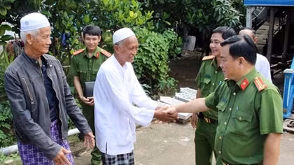 Sức lan tỏa của phong trào người Chăm nói không với tội phạm