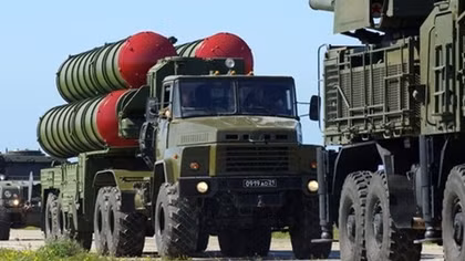 Iran triển khai S-300 bảo vệ nhà máy hạt nhân