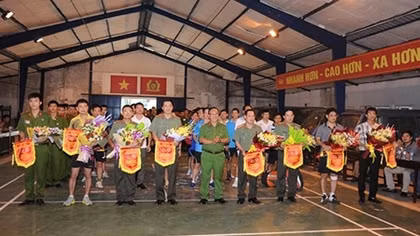 Giao lưu văn hoá-thể thao các đơn vị thuộc Bộ Công an