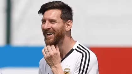 Messi tươi cười luyện tập, đập tan tin đồn bất hòa nội bộ