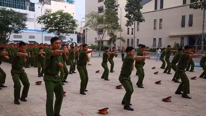 Định danh sau 1 năm tuổi