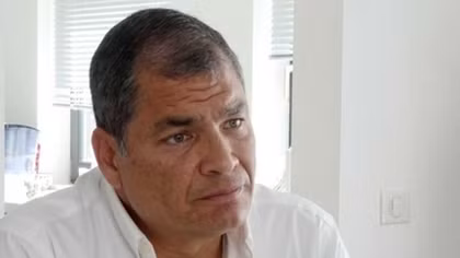 Ecuador truy nã cựu Tổng thống, ngoại trưởng