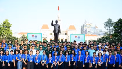 600 đoàn viên tham gia Hội trại truyền thống “Tuổi trẻ giữ biển” 