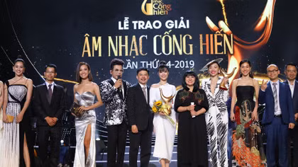Hà Anh Tuấn lập cú “đúp” tại giải âm nhạc Cống hiến 2019