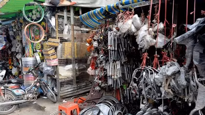 Điều tra đường dây làm giả phụ tùng xe máy quy mô lớn