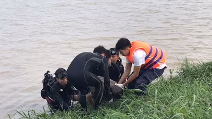 Tìm được thi thể người đàn ông mất tích sông Vàm Cỏ Đông