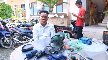 Thủ phạm chuyên đập kính xe ô tô trộm tài sản bị "tóm"