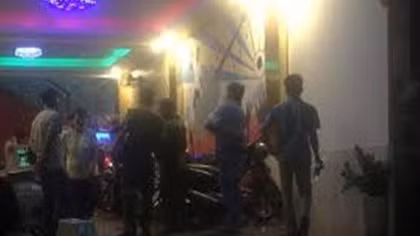Chém đứt lìa bàn tay vì nợ tiền hát karaoke