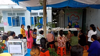  Bếp ăn nhân ái cho bệnh nhân nghèo vùng biên