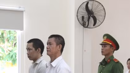 Giết chủ hụi của vợ bất thành, côn đồ lãnh án