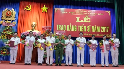  Học viện CSND trao bằng Tiến sỹ khu vực phía Nam 