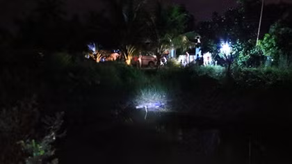 Người đàn ông hái rau chết bất thường dưới rạch nước