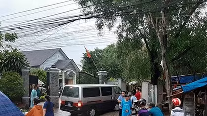 Truy bắt kẻ sát hại ông lão 80 tuổi cướp vàng