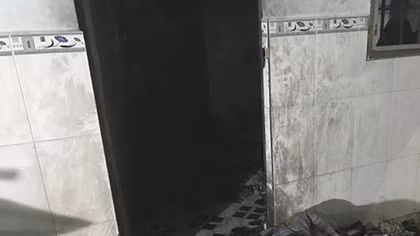 Bị chồng cũ tưới xăng đốt trong phòng trọ
