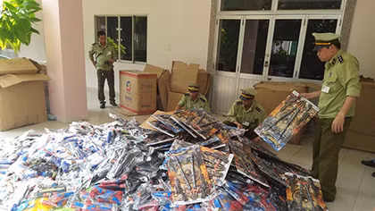 Gần 1500 súng nhựa nhập lậu tiêu thụ Tết Trung thu