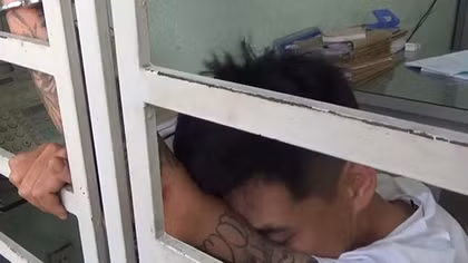 Nhóm buôn thuốc lá lậu tông 3 CSGT trọng thương có sử ma túy