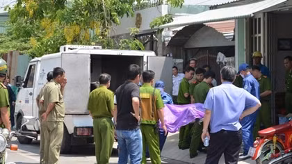 Người đàn ông chém vợ chồng con gái nguy kịch rồi tự tử