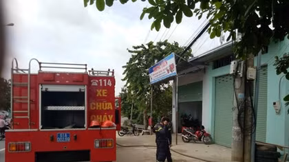 10 người nhập viện cấp cứu vì "khí lạ"