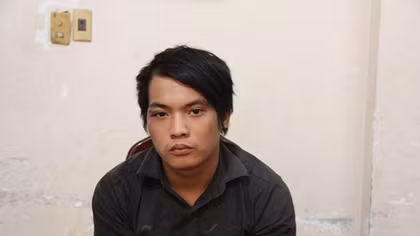 Ngáo đá, đâm trọng thương sỹ quan Quân đội 