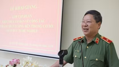 Nâng cao kiến thức về cơ sở nghề nghiệp cho giảng viên CAND phía Nam
