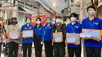 Ma túy “núp bóng” nhu yếu phẩm vào khu phong tỏa
