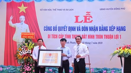 Đón nhận xếp hạng di tích đất hình tròn Thuận Lợi 1