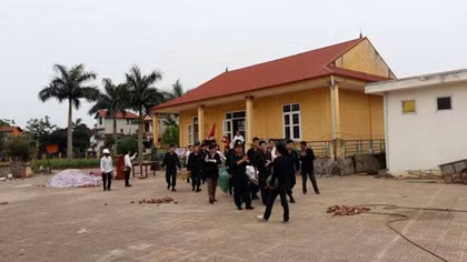 Xây dựng trái phép, "nhốt" 6 cán bộ phường
