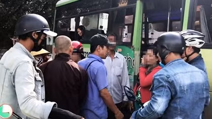 Hiệp sĩ giải cứu cháu gái 13 tuổi bị bán vào quán cà phê “đèn mờ”