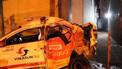 Bắt tài xế xe đầu kéo cán chết nhân viên taxi Vinasun