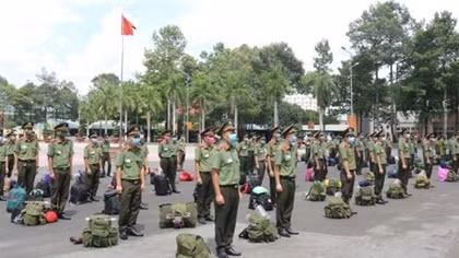 Hơn 250 học viên ANND ra quân hỗ trợ Bình Dương và Long An