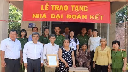 Trường Cao đẳng CSND II với nhiều hoạt động thấm đượm tình quân dân