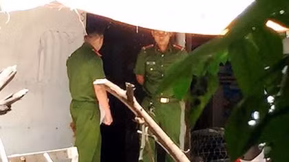 Dùng búa sát hại người tình rồi nhờ bạn đến kiểm tra xem nạn nhân đã chết chưa