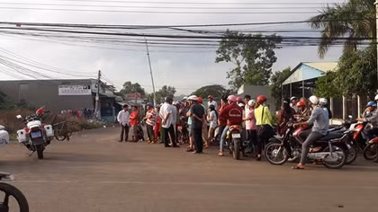 Người phụ nữ tử vong trong chiếc chiếu tại bãi rác