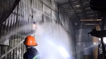 Cháy lớn khu nhà xưởng công ty ở Bình Dương