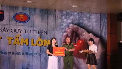“Chung một tấm lòng” vì đồng bào miền Trung gặp thiên tai