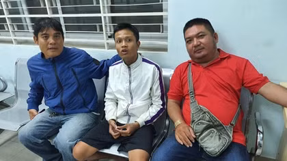 Nghịch tử cứa cổ mẹ đòi 100 nghìn mua ma túy