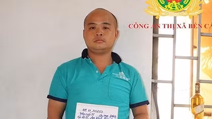 Chuyên gia nước ngoài trộm két sắt công ty