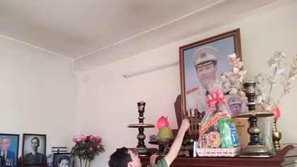 Báo CAND thăm, chúc Tết gia đình nguyên lãnh đạo Bộ Công an