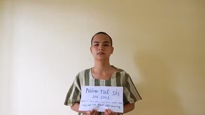 Cất giấu ma túy trong hũ muối vẫn không thoát