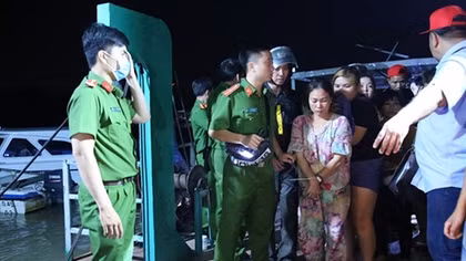 Phá sòng bạc cực “khủng”, thu giữ hơn 1,2 tỷ đồng