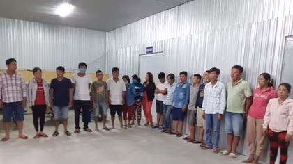  20 đối tượng tổ chức lắc tài xỉu tại quán cà phê