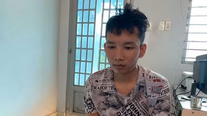Bị nghi ngờ có chung mâu thuẫn, thanh niên 16 tuổi bị chém lìa chân 