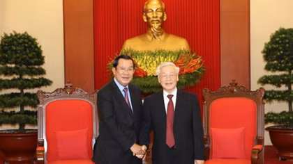 Tổng Bí thư, Chủ tịch nước Nguyễn Phú Trọng tiếp Thủ tướng Campuchia Hun Sen