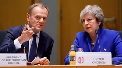 Thủ tướng Anh đề xuất "hạn chót" tiến trình Brexit lên EU