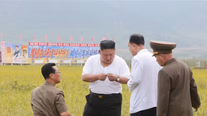 Ông Kim Jong-un bất ngờ thị sát vùng lũ
